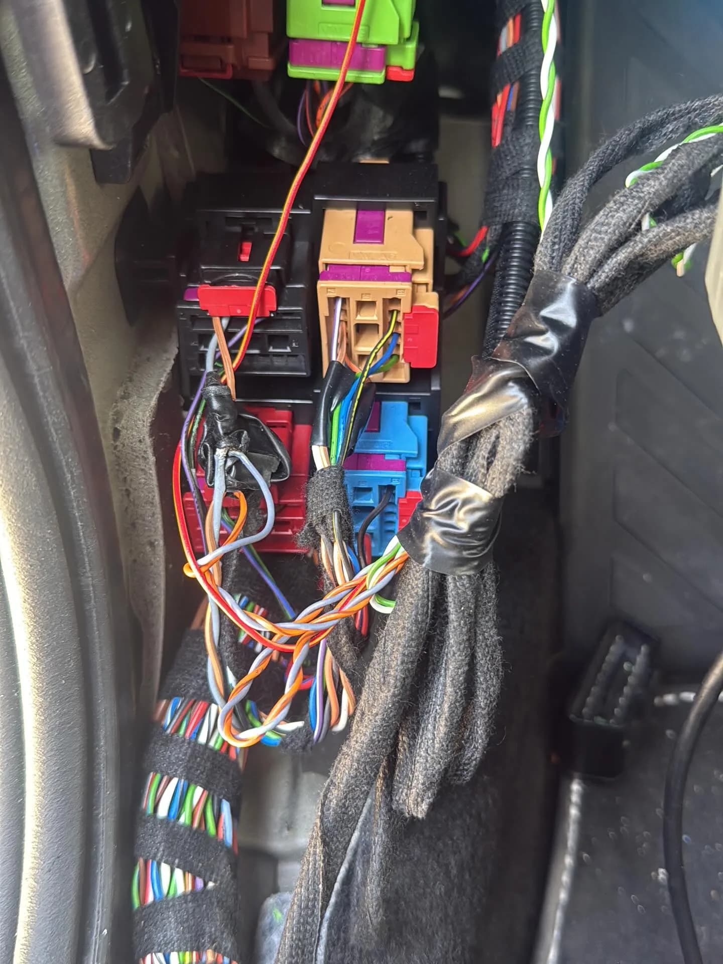 Volkswagen Golf 8, Caméra de recul sur Golf 8 2025 protégée SFD2 (photo 5 sur 5)