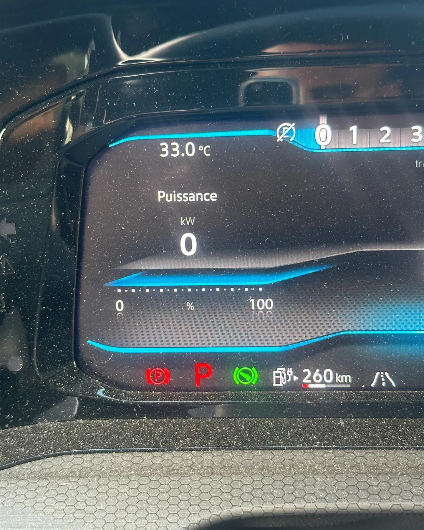 Volkswagen Golf 8 GTE, Golf 8 GTE : vues et données de conduite codées (photo 3 sur 5)