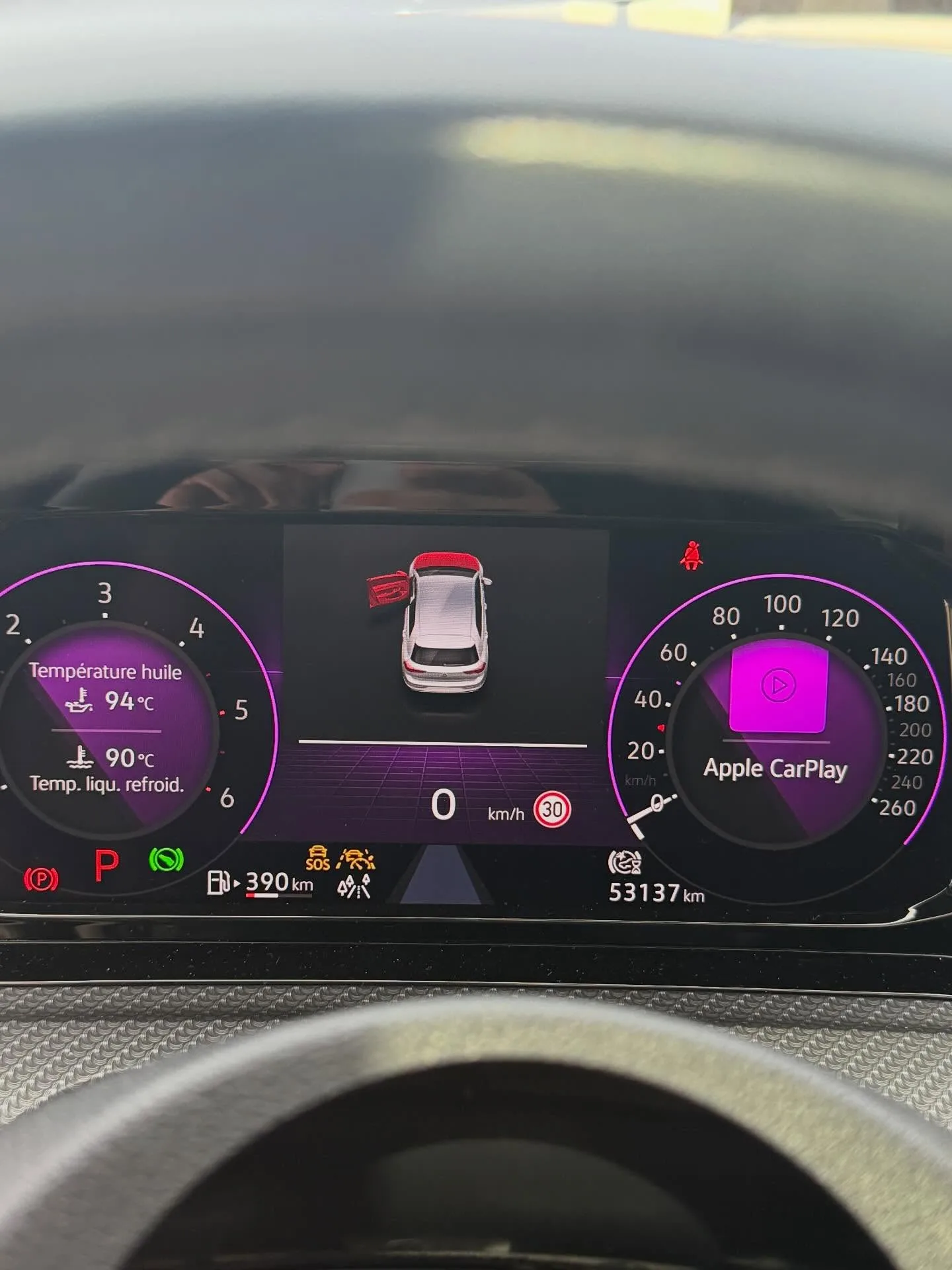 Volkswagen Golf 8 R-Line, Golf 8 R-Line : Travel Assist sans changer le volant (photo 2 sur 3)